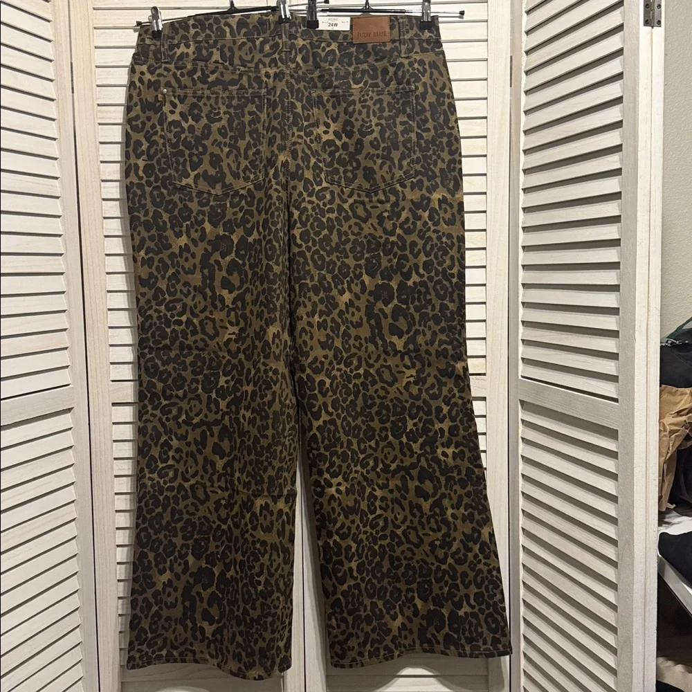 Judy Blue NWT Hear Me Roar Wide-Leg High Waist Denim Pants. 24W - Picture 4 of 7